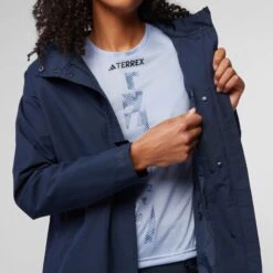 FRILUFTS SAKATA HOODED PARKA Damen - Regenjacke 36 FRILUFTS SAKATA HOODED PARKA Damen - Regenjacke -Globetrotter 5637933295 t sakata hooded parka frilufts 24